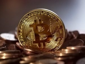 bitcoin, cryptocurrency, slovenia, banking